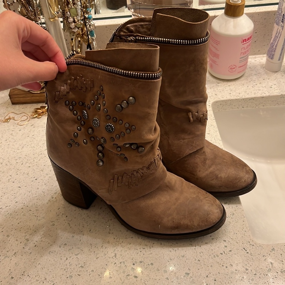 AS 98 Boots - Picture 3 of 5